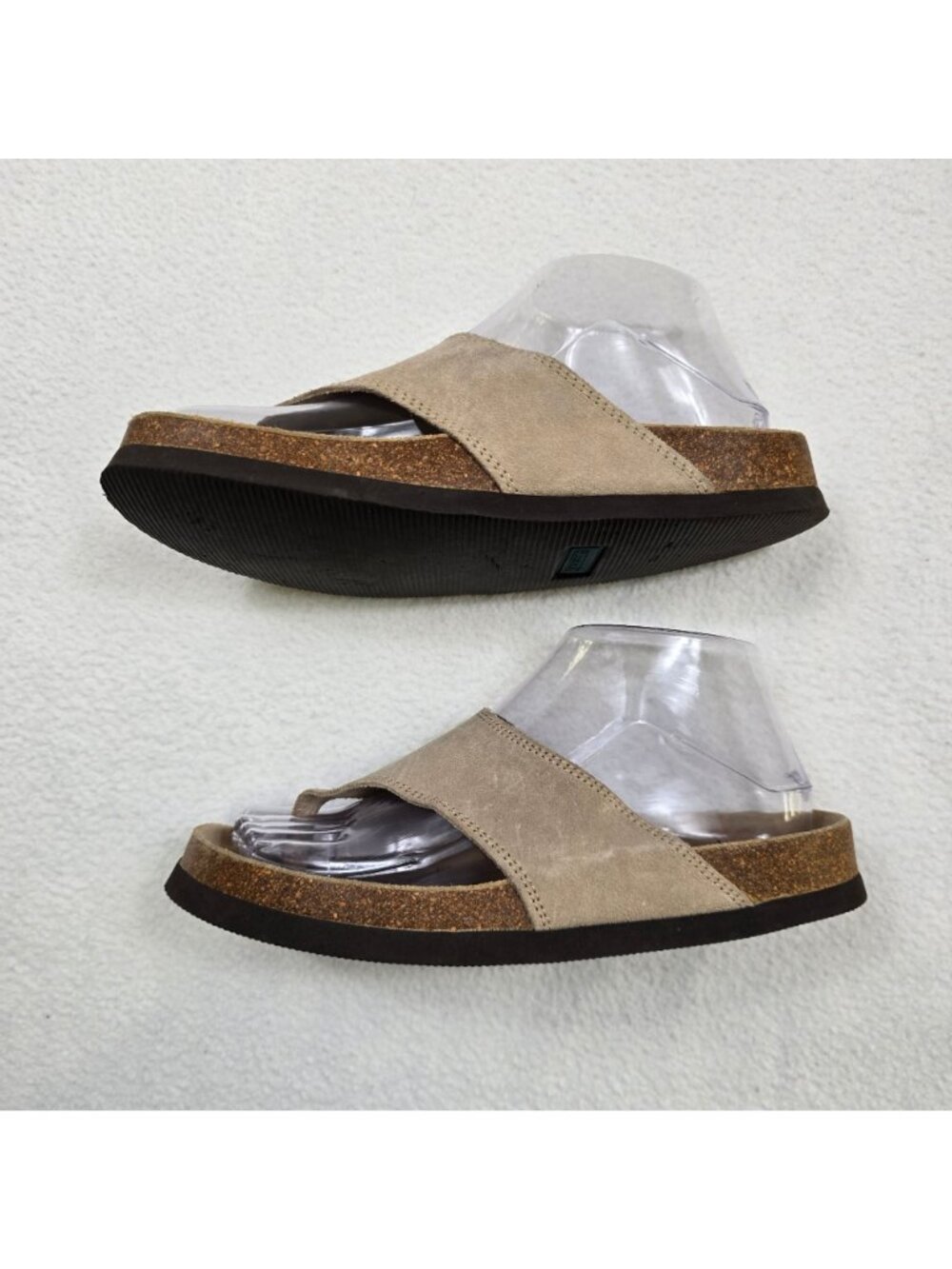 Lands End Womens 7 Suede Leather Slip-On Sandals Beige Boho - Picture 2 of 6